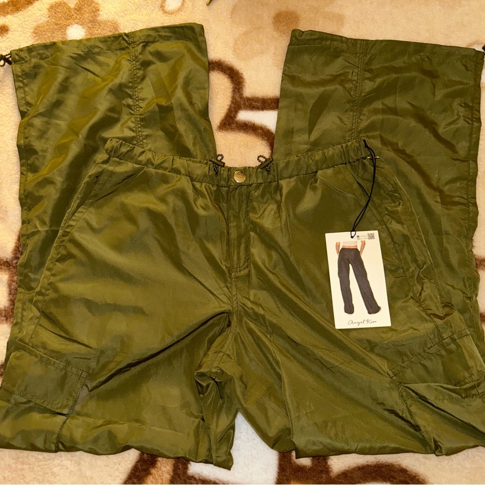 Y2K Angel Kiss green parachute pants